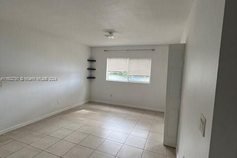 Copropriété à vendre à Hollywood, Floride: 2 chambres, 69.58 m2 № 1221712 - photo 7