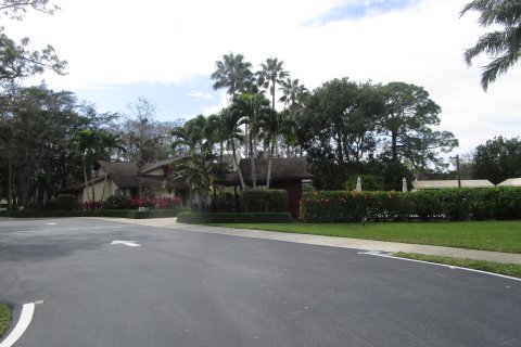 Villa ou maison à vendre à Royal Palm Beach, Floride: 2 chambres, 103.31 m2 № 1009515 - photo 13