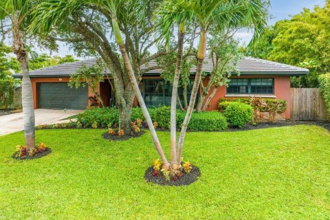 Villa ou maison à louer à Palm Beach Shores, Floride: 3 chambres, 250.84 m2 № 788314 - photo 6