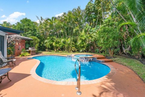 Villa ou maison à louer à Palm Beach Shores, Floride: 3 chambres, 250.84 m2 № 788314 - photo 13