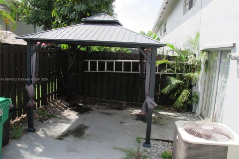 Condominio en venta en Davie, Florida, 3 dormitorios, 151.43 m2 № 1348936 - foto 21