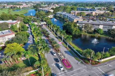 Copropriété à vendre à Coconut Creek, Floride: 1 chambre, 74.14 m2 № 1384268 - photo 28