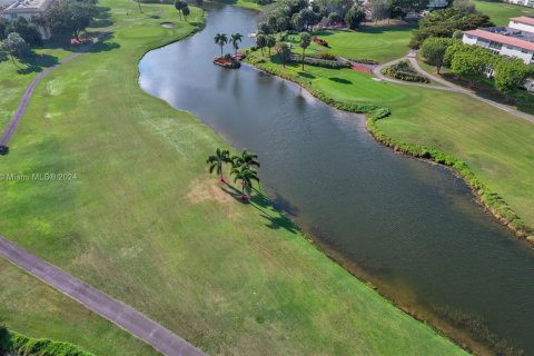 Copropriété à vendre à Coconut Creek, Floride: 1 chambre, 74.14 m2 № 1384268 - photo 22