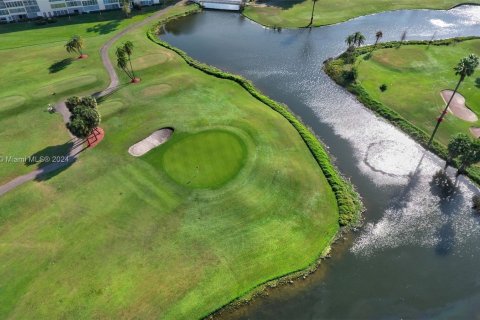 Condo in Coconut Creek, Florida, 1 bedroom  № 1384268 - photo 27