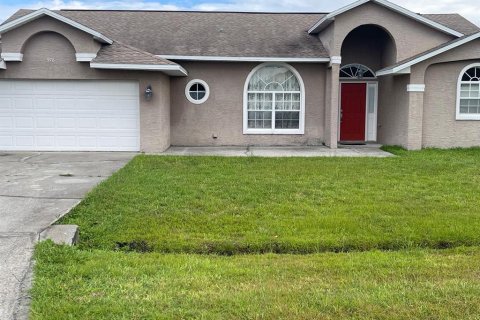 Villa ou maison à louer à Kissimmee, Floride: 3 chambres, 178.65 m2 № 1341648 - photo 1