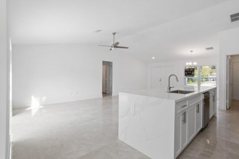 Villa ou maison à vendre à Vero Beach, Floride: 3 chambres, 170.85 m2 № 914184 - photo 7