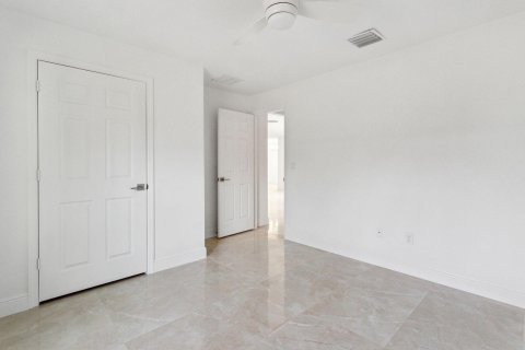 Villa ou maison à vendre à Vero Beach, Floride: 3 chambres, 170.85 m2 № 914184 - photo 24