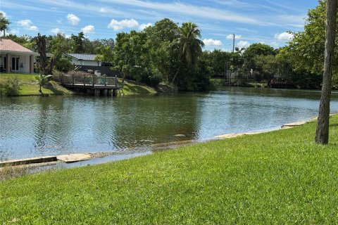 Condo in Miami, Florida, 2 bedrooms  № 1377564 - photo 20