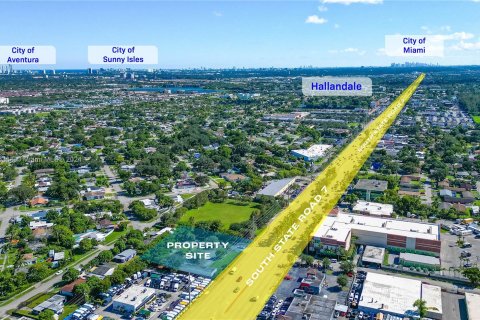 Propiedad comercial en venta en West Park, Florida № 1401266 - foto 11