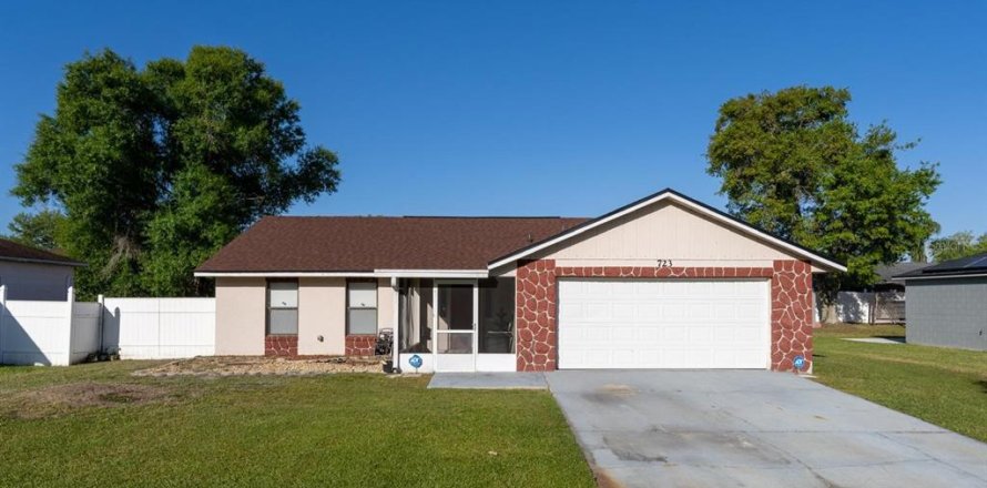 House in Kissimmee, Florida 3 bedrooms, 133.69 sq.m. № 1339309