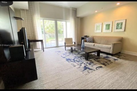 Copropriété à vendre à Doral, Floride: 1 chambre, 99.41 m2 № 1080353 - photo 14