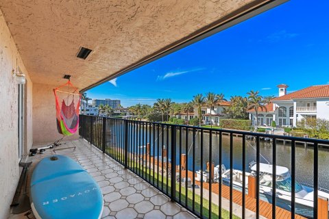 Condominio en venta en Highland Beach, Florida, 2 dormitorios, 131.09 m2 № 996447 - foto 8