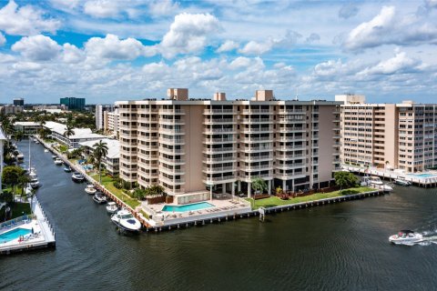 Condo in Fort Lauderdale, Florida, 3 bedrooms  № 996379 - photo 3