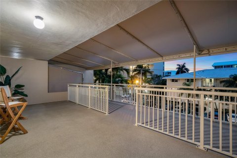 Condo in Fort Lauderdale, Florida, 3 bedrooms  № 996379 - photo 9