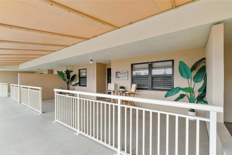 Condo in Fort Lauderdale, Florida, 3 bedrooms  № 996379 - photo 26