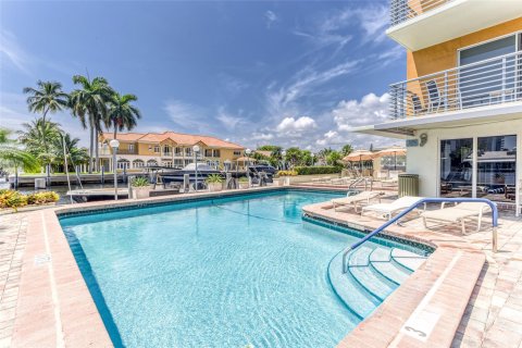 Copropriété à vendre à Fort Lauderdale, Floride: 2 chambres, 96.62 m2 № 1079205 - photo 9