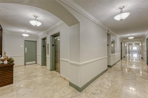 Copropriété à vendre à Fort Lauderdale, Floride: 2 chambres, 96.62 m2 № 1079205 - photo 2