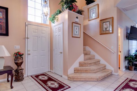 Casa en venta en Orlando, Florida, 4 dormitorios, 206.99 m2 № 1428966 - foto 3