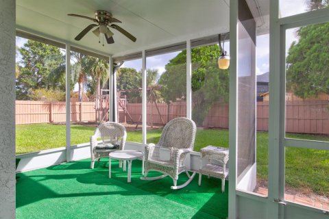 Casa en venta en Orlando, Florida, 4 dormitorios, 206.99 m2 № 1428966 - foto 29