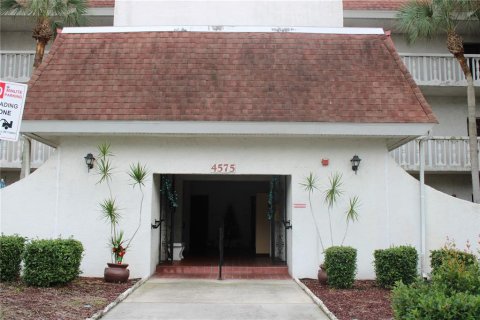 Condominio en venta en Orlando, Florida, 2 dormitorios, 115.94 m2 № 890940 - foto 2