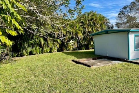 Casa en venta en Vero Beach, Florida, 2 dormitorios, 94.02 m2 № 966092 - foto 1