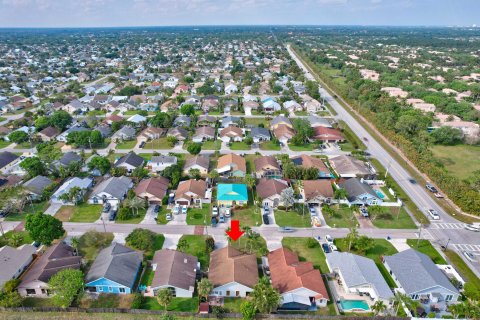 Villa ou maison à vendre à Jupiter, Floride: 3 chambres, 164.44 m2 № 1092411 - photo 2