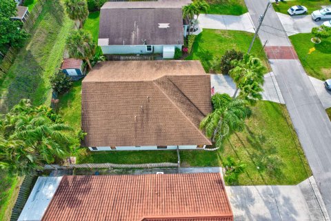 Villa ou maison à vendre à Jupiter, Floride: 3 chambres, 164.44 m2 № 1092411 - photo 10