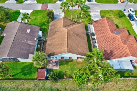 Villa ou maison à vendre à Jupiter, Floride: 3 chambres, 164.44 m2 № 1092411 - photo 8