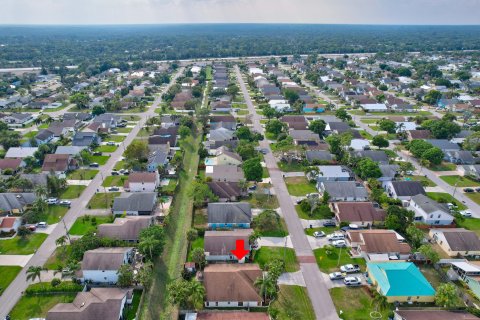 Villa ou maison à vendre à Jupiter, Floride: 3 chambres, 164.44 m2 № 1092411 - photo 3