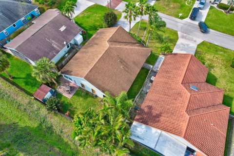 Villa ou maison à vendre à Jupiter, Floride: 3 chambres, 164.44 m2 № 1092411 - photo 9