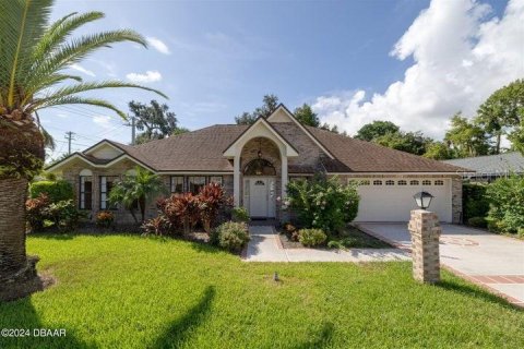 Villa ou maison à vendre à South Daytona, Floride: 3 chambres, 193.52 m2 № 1343042 - photo 3