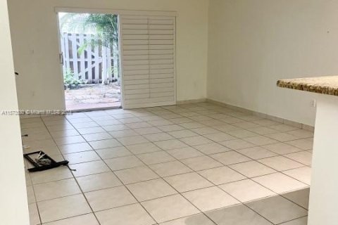 Condominio en venta en Pinecrest, Florida, 2 dormitorios, 96.62 m2 № 1139031 - foto 6