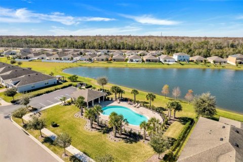 Villa ou maison à vendre à Kissimmee, Floride: 4 chambres, 181.35 m2 № 1266618 - photo 26