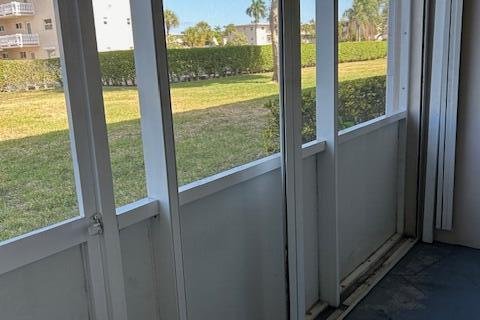 Condominio en venta en Palm Springs, Florida, 1 dormitorio, 69.12 m2 № 1161960 - foto 1