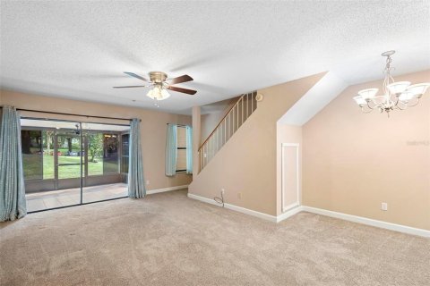 Townhouse in Altamonte Springs, Florida 2 bedrooms, 117.8 sq.m. № 1313078 - photo 14