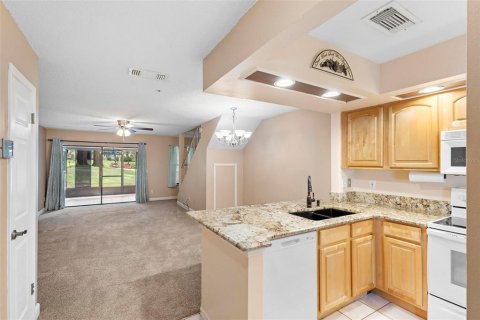 Touwnhouse à vendre à Altamonte Springs, Floride: 2 chambres, 117.8 m2 № 1313078 - photo 4