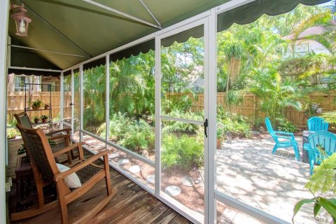 Casa en venta en Tampa, Florida, 2 dormitorios, 132.85 m2 № 1251940 - foto 16