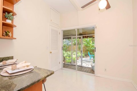 Casa en venta en Tampa, Florida, 2 dormitorios, 132.85 m2 № 1251940 - foto 15