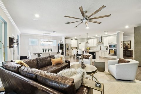 Casa en venta en Tampa, Florida, 4 dormitorios, 250.84 m2 № 1389013 - foto 12