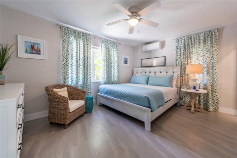 Immobilier commercial à vendre à Pompano Beach, Floride: 264.77 m2 № 1142608 - photo 13