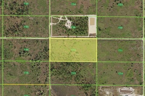 Land in Punta Gorda, Florida № 639115 - photo 1