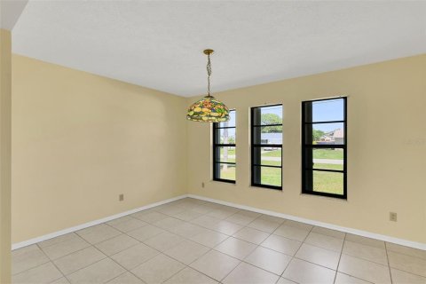 Casa en venta en Port St. Lucie, Florida, 3 dormitorios, 175.96 m2 № 1114262 - foto 18