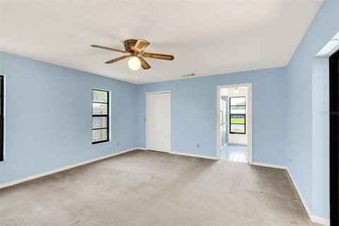 Casa en venta en Port St. Lucie, Florida, 3 dormitorios, 175.96 m2 № 1114262 - foto 22