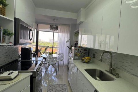 Condominio en venta en Aventura, Florida, 2 dormitorios, 107.21 m2 № 1381835 - foto 11