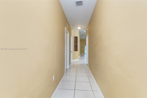 Villa ou maison à vendre à Homestead, Floride: 2 chambres, 98.2 m2 № 1097267 - photo 15
