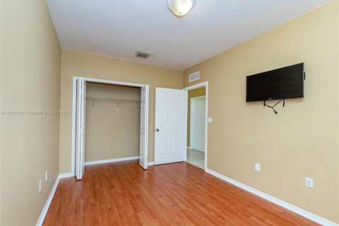 Casa en venta en Homestead, Florida, 2 dormitorios, 98.2 m2 № 1097267 - foto 18