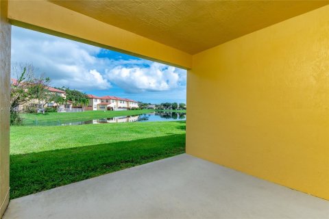 Villa ou maison à vendre à Homestead, Floride: 2 chambres, 98.2 m2 № 1097267 - photo 8