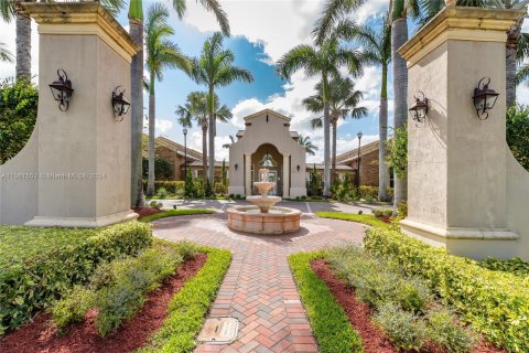 Villa ou maison à vendre à Homestead, Floride: 2 chambres, 98.2 m2 № 1097267 - photo 2