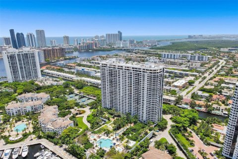 Condo in Aventura, Florida, 3 bedrooms  № 1097220 - photo 4