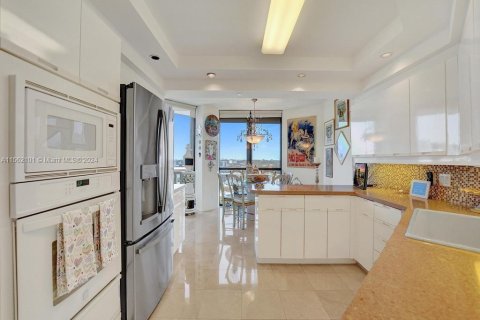 Condo in Aventura, Florida, 3 bedrooms  № 1097220 - photo 29